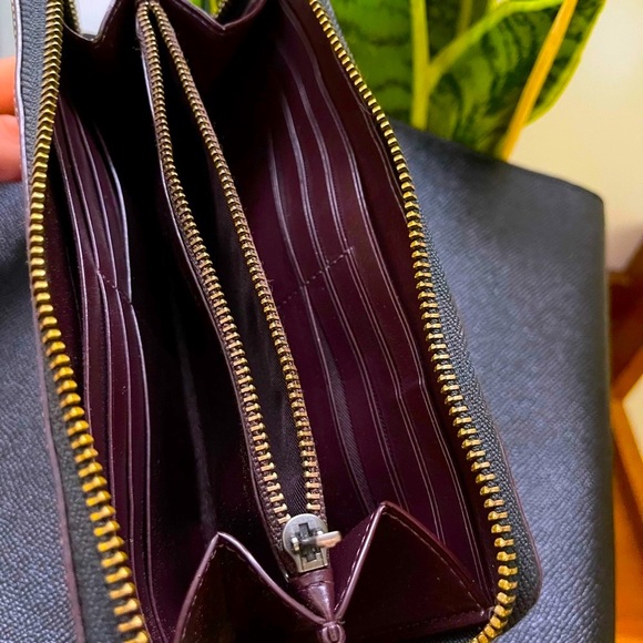 Coach - medium sized accordion wallet - Picture 4 of 9